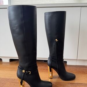 Fendi brand new leather boots